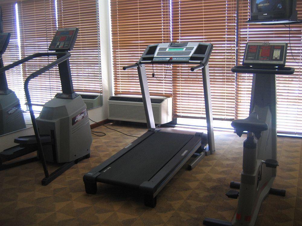 North Miami Beach Gardens Inn & Suites (Adults Only) מראה חיצוני תמונה